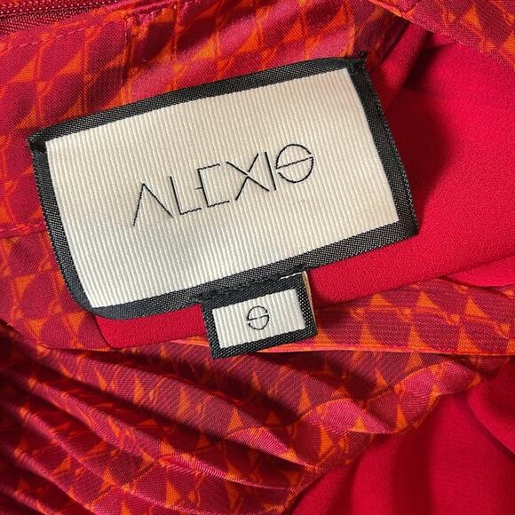 ALEXIS Salomo Long Sleeve V Neckline Belted Pleated Red Stripe Maxi Dress Sz Sw - Picture 11 of 12